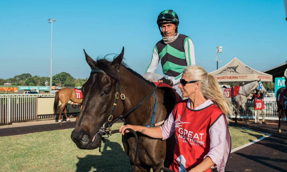 Article image for HOT 100 Guineas Day